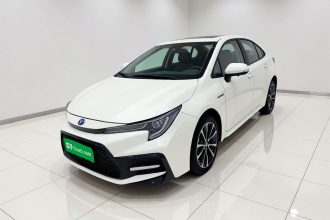 丰田 雷凌 2022款 双擎 1.8H E-CVT运动版
