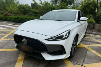 名爵 MG5 2022款 180DVVT CVT青春豪华版