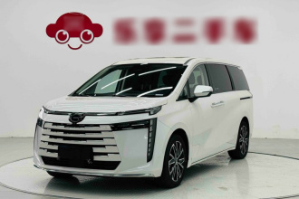 广汽传祺 传祺E8 2024款 荣耀系列 2.0L 荣耀版