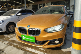 宝马1系 2017款 120i 设计套装型