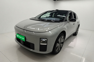 理想汽车 理想i6 2025款 四驱标准版