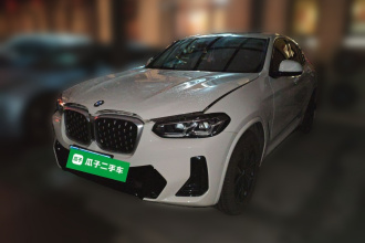 宝马X4 2022款 xDrive 25i M运动套装