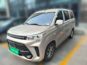 东风风光 风光380 2022款 1.5L 舒适型客车(螺旋簧)7座