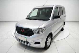 五菱汽车 五菱宏光V 2022款 1.5L劲取版电动助力LAR