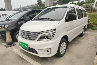 东风风行 菱智 2019款 M5L 1.6L 7座基本型 国VI