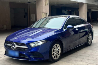 奔驰A级 2020款 A 200 L 运动轿车