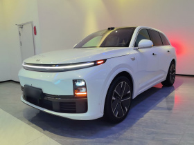 理想汽车 理想L7 2025款 Ultra 智能焕新版