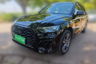 奥迪Q5L 2022款 45T 豪华动感型