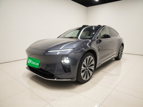 蔚来ET9 2025款 102kWh 签名版