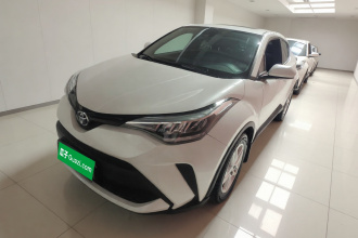 丰田C-HR 2023款 2.0L 舒适版