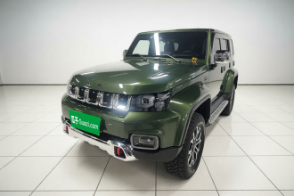 北京越野 北京BJ40 2020款 2.0T 自动四驱城市猎人版至尊型