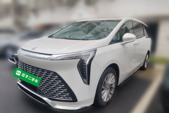别克 世纪 2023款 2.0T 六座蕴世版