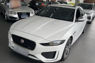 捷豹XEL 2020款 2.0T 200PS R-DYNAMIC S进取运动版