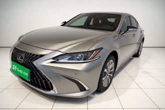 雷克萨斯ES 2021款 300h 卓越版