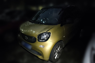 smart fortwo 2015款 1.0L 52千瓦硬顶灵动版
