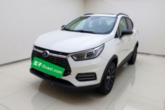 比亚迪 元新能源 2019款 EV360 智联领享型