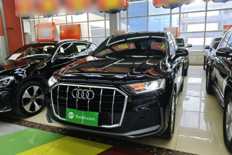 奥迪Q7 2023款 45 TFSI quattro S line运动型