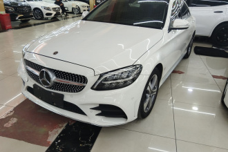 奔驰C级 2019款 改款 C 260 L 运动版