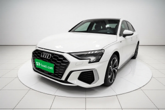 奥迪A3 2023款 A3L Limousine 35 TFSI 豪华运动型