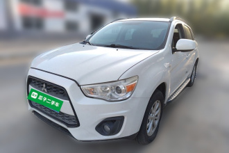 三菱 劲炫ASX 2013款 2.0L CVT两驱精英版