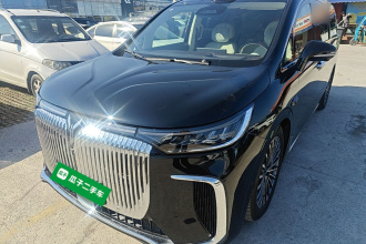 岚图汽车 岚图梦想家 2026款 PHEV 乾崑Ultra