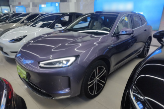 鸿蒙智行 问界M5 2025款 增程   Ultra 四驱版