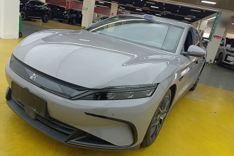 比亚迪 汉 2025款 DM-i 智驾版 125KM尊荣型