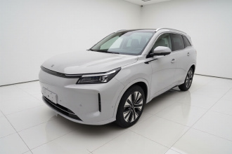 蓝电E5 PLUS 2026款 标准续航 四驱性能版 Ultra
