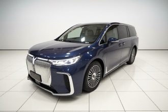 岚图汽车 岚图梦想家 2025款 PHEV 四驱旗舰鲲鹏版