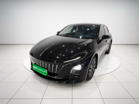 红旗E-QM5 2022款 431km 充电乐享版