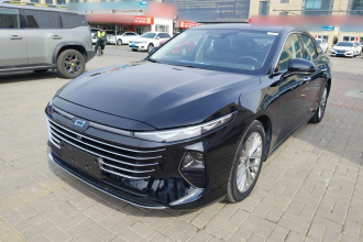 奔腾B70 2024款 第四代 2.0T 领御版