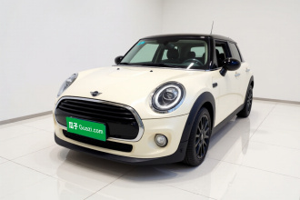 MINI 2019款 1.5T COOPER 经典派 五门版