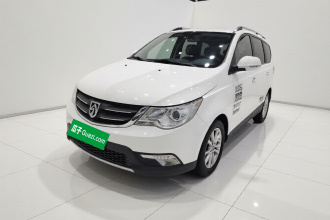 宝骏730 2014款 1.5L 手动舒适ESP版 7座