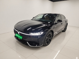 岚图汽车 岚图追光 2024款 PHEV 四驱超长续航旗舰版