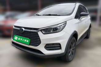 比亚迪 元新能源 2018款 EV360 智联炫酷型