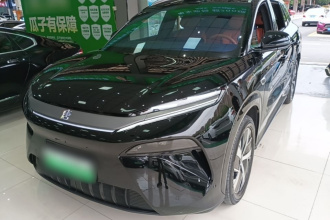 比亚迪 唐L 2025款 DM 200KM四驱激光雷达旗舰型