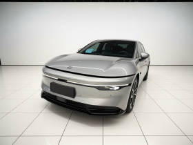 极氪007 2024款 后驱增强版 75kWh