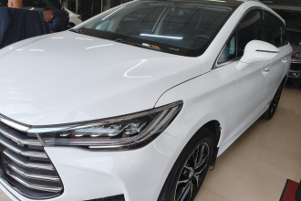 比亚迪 宋MAX 2017款 1.5T 自动智联精英型 7座