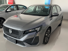 标致408 2022款 1.6T 追光版