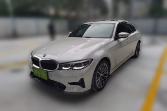 宝马3系 2022款 改款 320i 运动套装