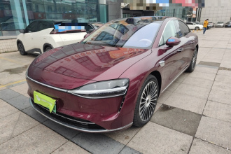 鸿蒙智行 享界S9 2025款 增程 Ultra