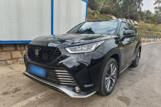 丰田 皇冠陆放 2024款 2.5L HEV四驱尊贵版