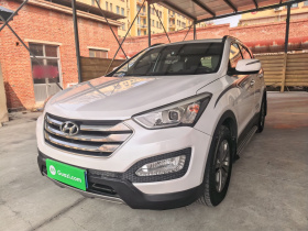 现代 胜达 2015款 2.4L 自动两驱舒适型 5座