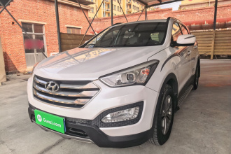 现代 胜达 2015款 2.4L 自动两驱舒适型 5座