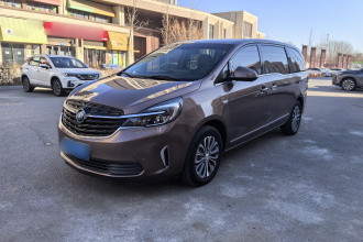 别克GL8 2021款 陆上公务舱 652T 尊贵型