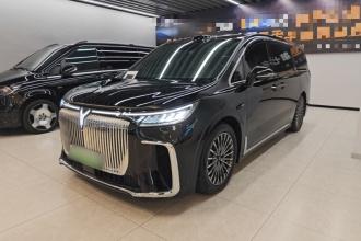 岚图汽车 岚图梦想家 2026款 PHEV 乾崑Ultra