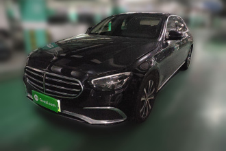 奔驰E级新能源 2022款 改款二 E 350 e L 插电式混合动力轿车