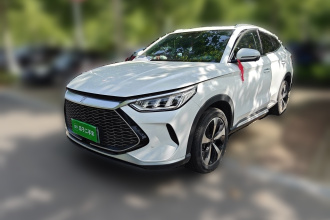 比亚迪 宋PLUS新能源 2021款 DM-i 51KM 尊荣型