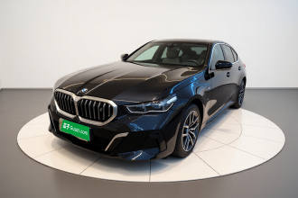 宝马i5 2025款 eDrive 40L M运动套装