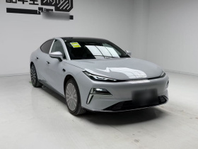 吉利银河 银河星耀8 2025款 130km EM-i 旗舰版